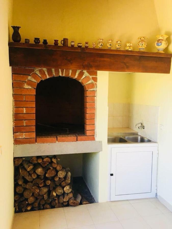 Milutinov Dvor Apartments Vrsi Kültér fotó